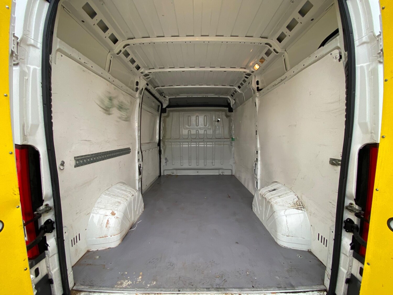 Used Peugeot Boxer 2018 for sale - 76952738: Photo 19