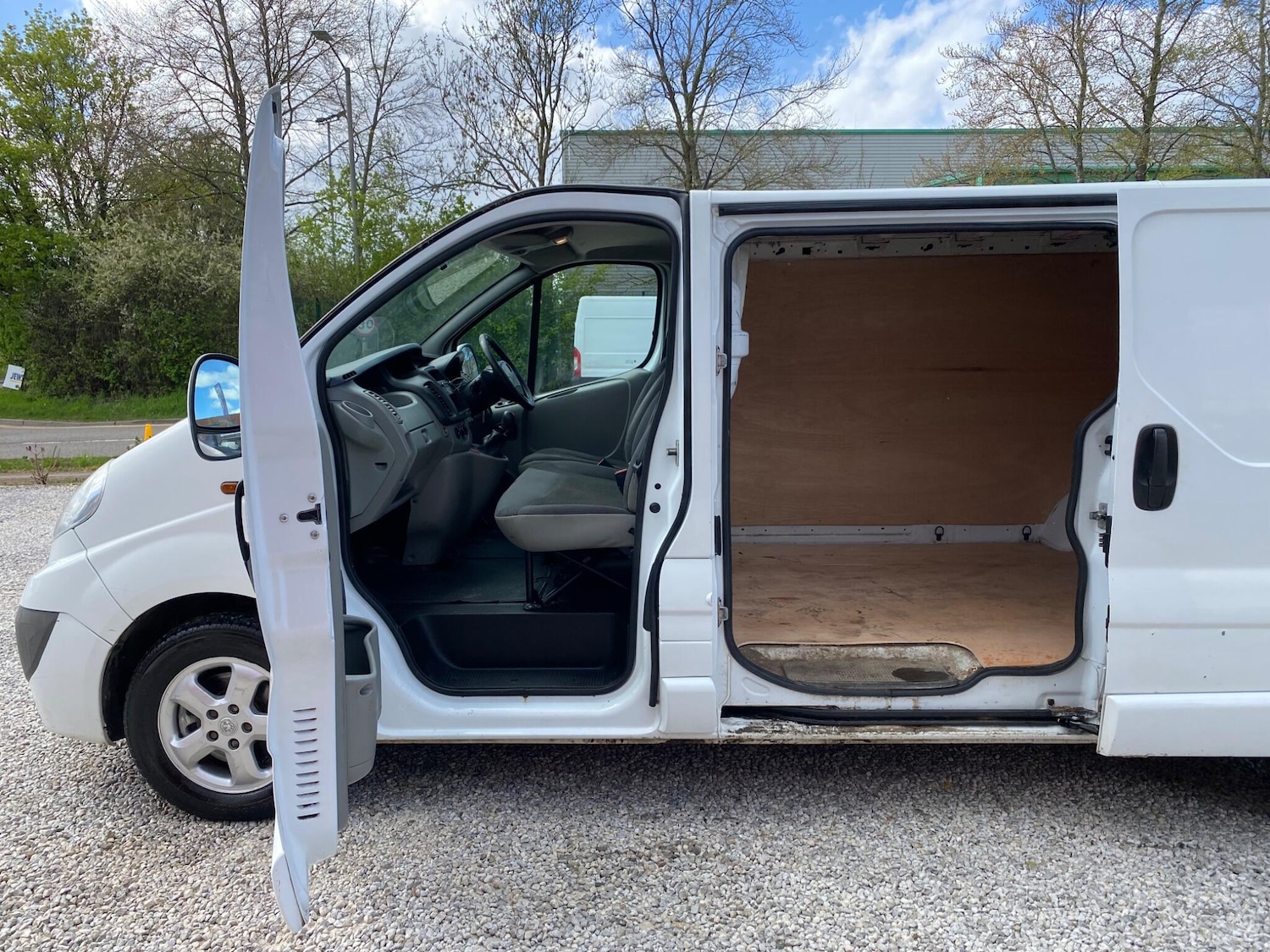 Used Vauxhall Vivaro for sale - 78215116: Photo 10