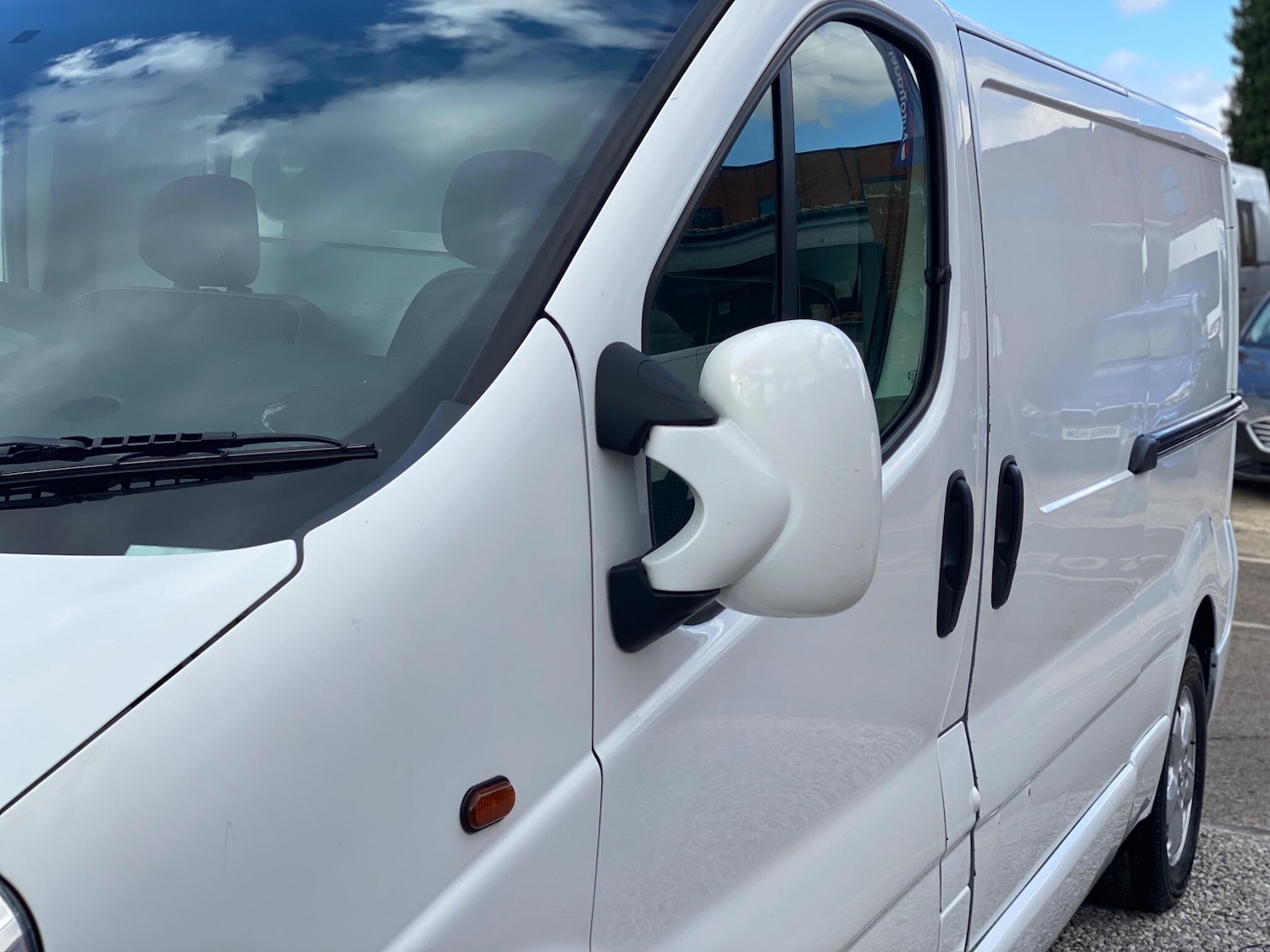 Used Vauxhall Vivaro for sale - 78215116: Photo 23