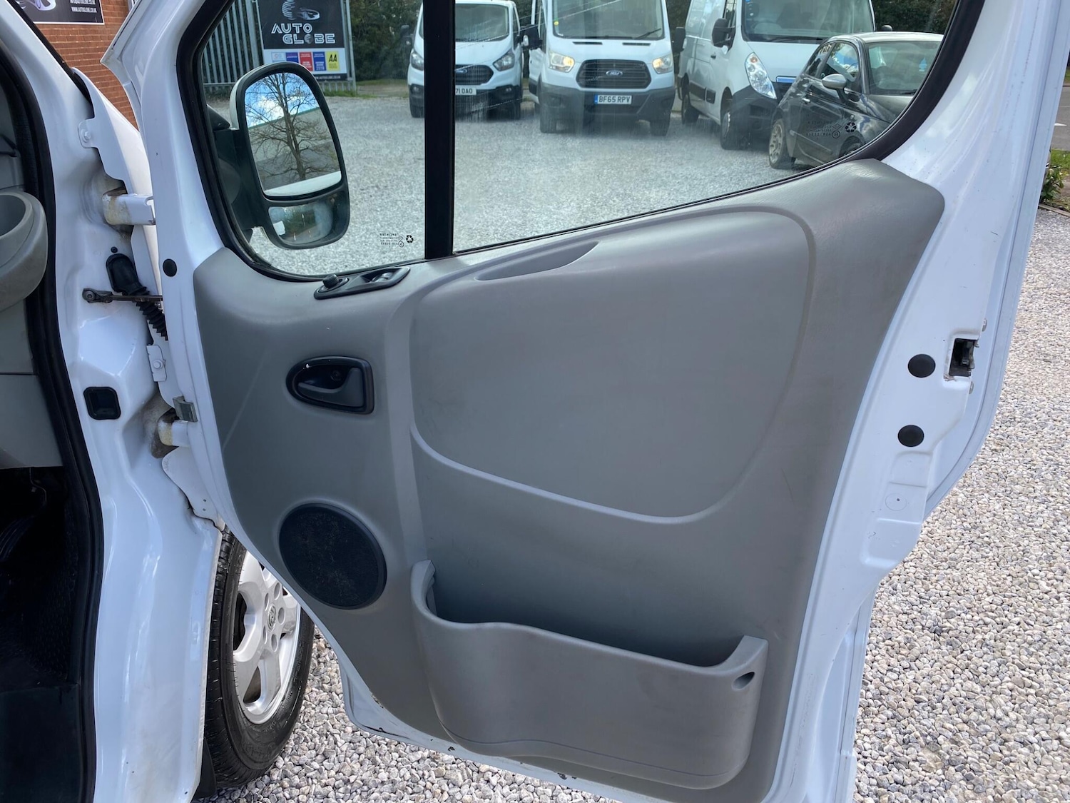 Used Vauxhall Vivaro for sale - 78215116: Photo 29