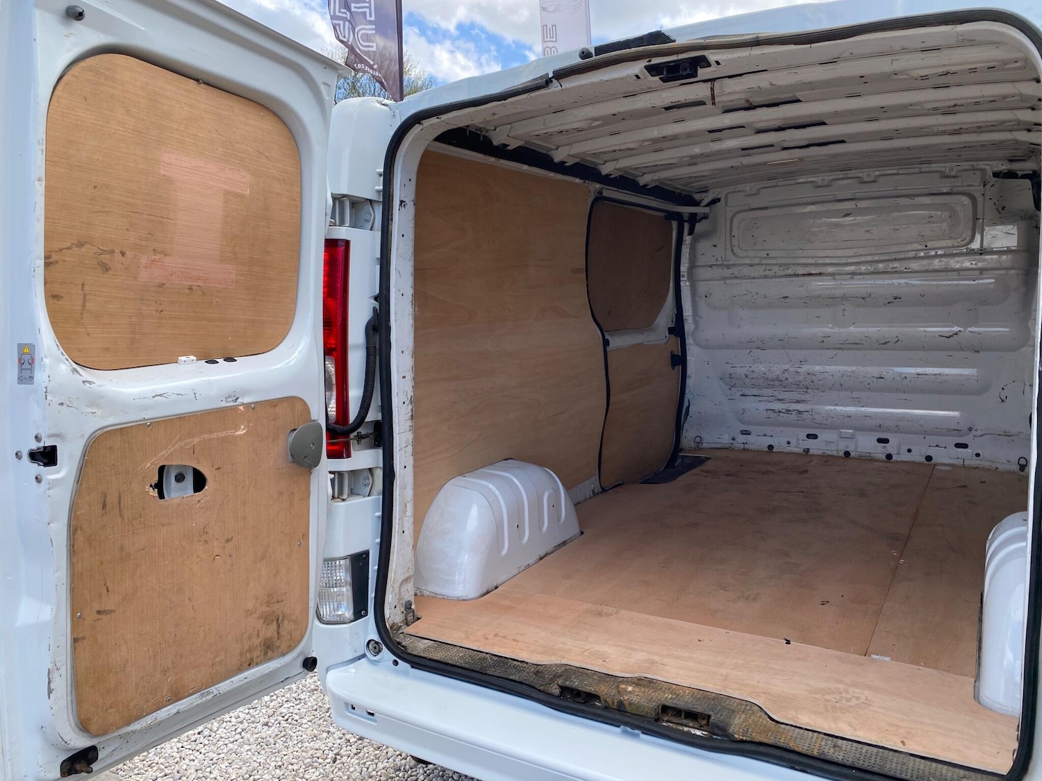 Used Vauxhall Vivaro for sale - 78215116: Photo 50