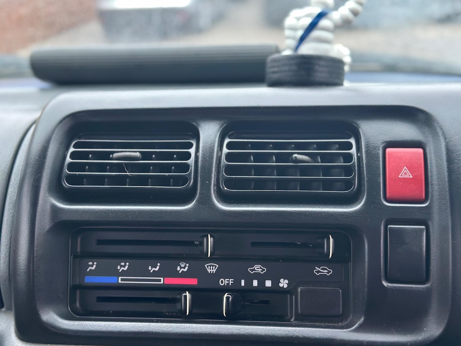 Used Suzuki Jimny 2004 for sale - 77190707: Photo 38