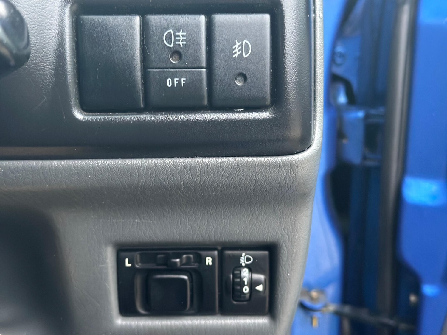 Used Suzuki Jimny 2004 for sale - 77190707: Photo 39