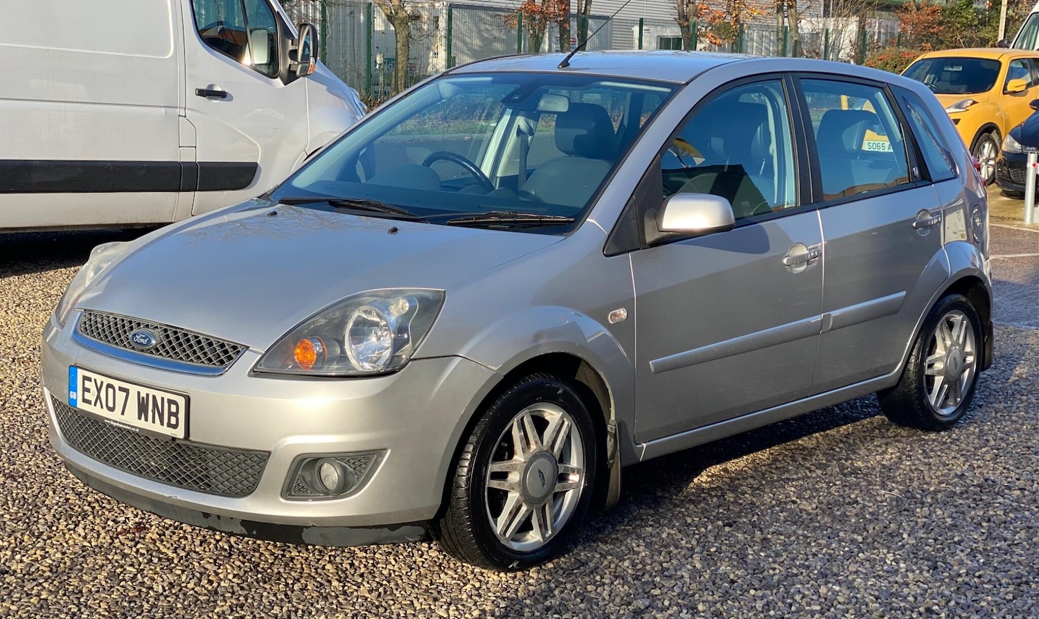 Used Ford Fiesta 2007 for sale - 76743534: Photo 3