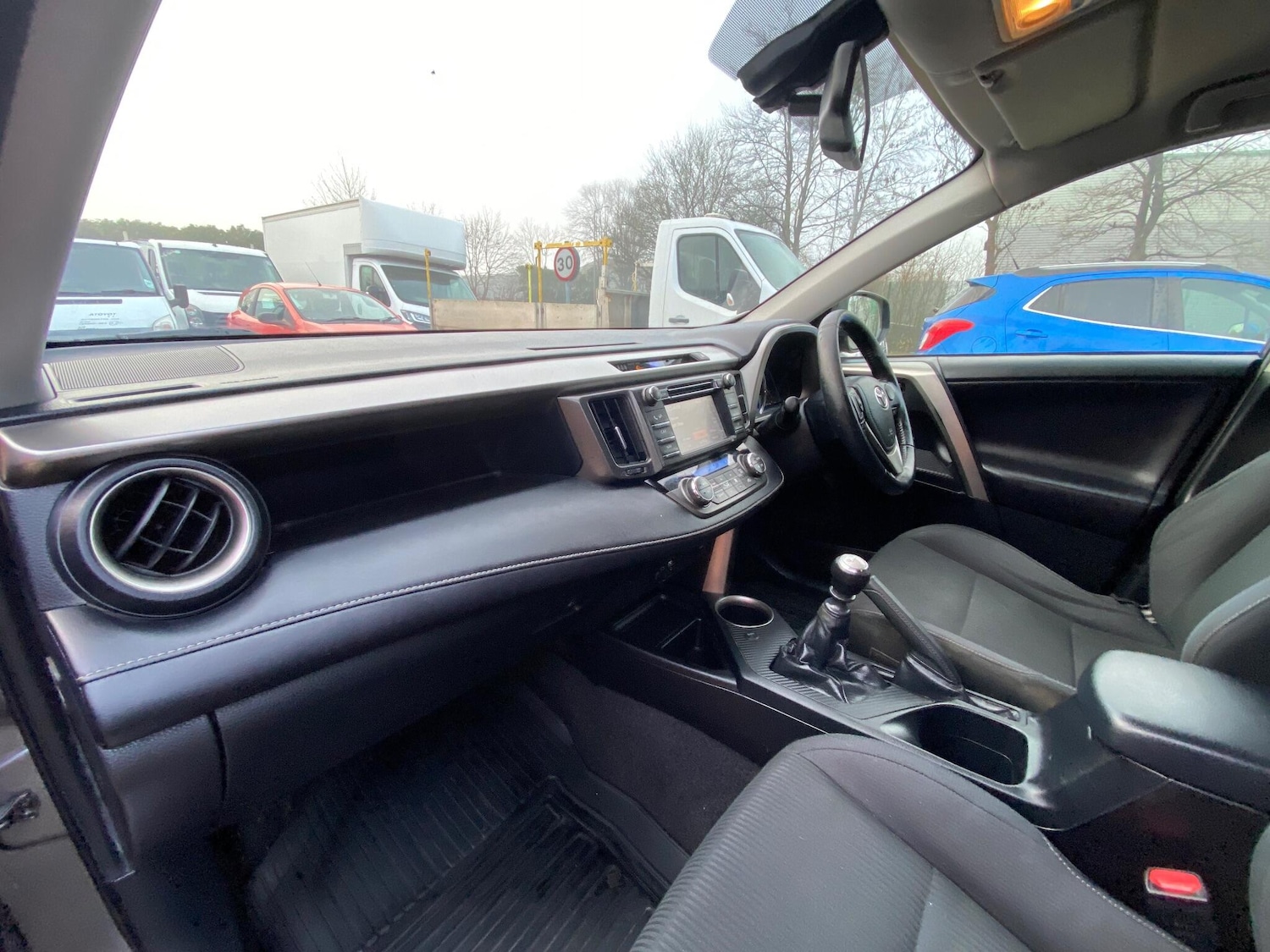 Used Toyota RAV4 2013 for sale - 77015919: Photo 24