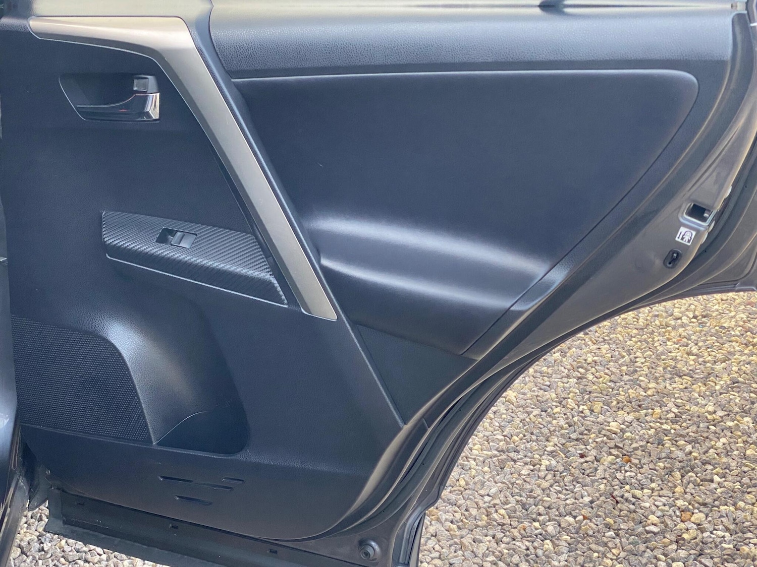 Used Toyota RAV4 2013 for sale - 77015919: Photo 29