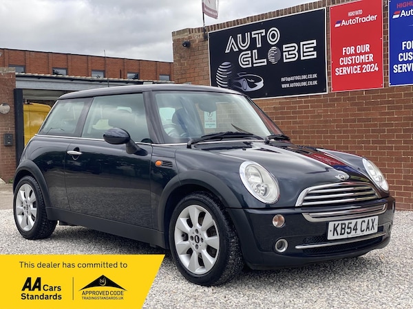 Used MINI Hatch 2004 for sale - 75060517: Photo 1