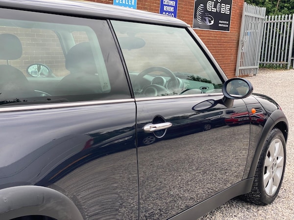 Used MINI Hatch 2004 for sale - 75060517: Photo 37