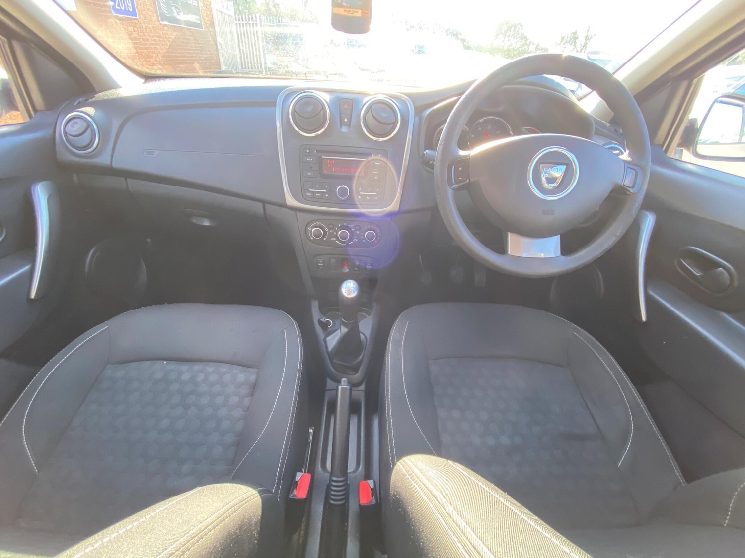 Used Dacia Sandero 2015 for sale - 77704605: Photo 14