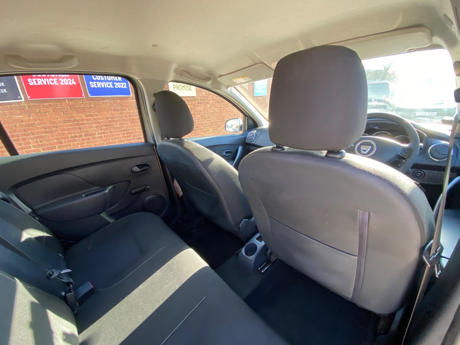 Used Dacia Sandero 2015 for sale - 77704605: Photo 21