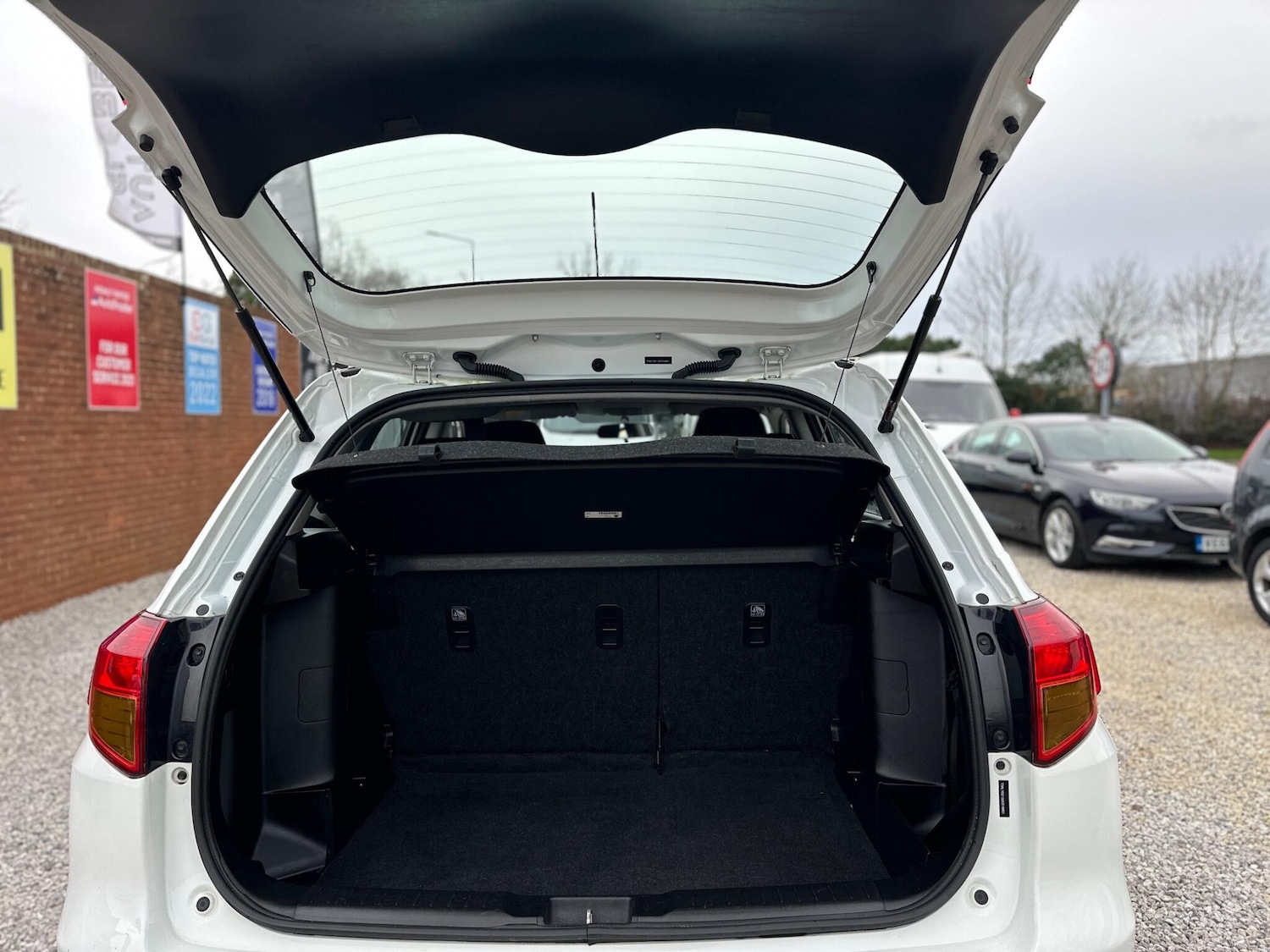 Used Suzuki Vitara 2017 for sale - 77646120: Photo 11