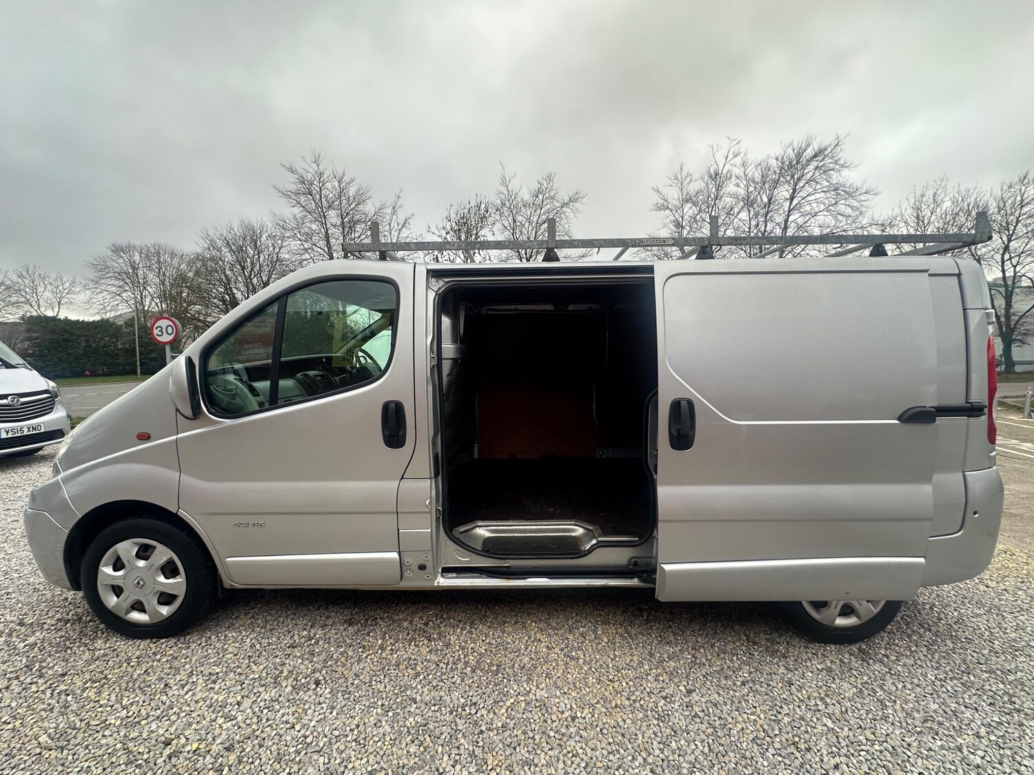 Used Renault Trafic 2008 for sale - 77538080: Photo 40
