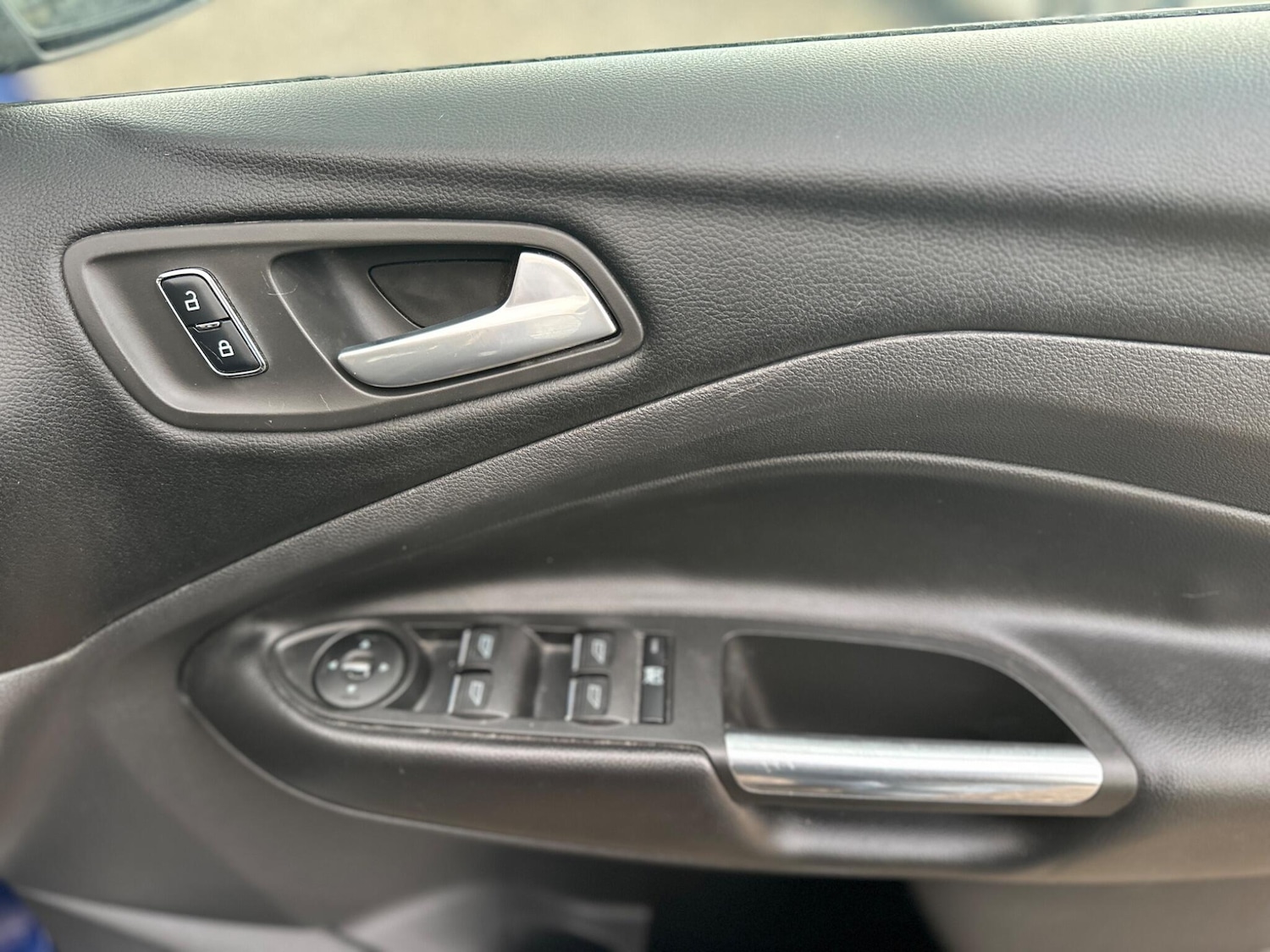 Used Ford Kuga 2014 for sale - 77305844: Photo 27