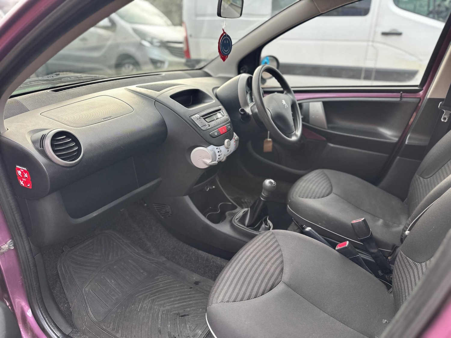 Used Peugeot 107 2012 for sale - 77345119: Photo 6
