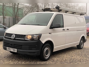 Used Volkswagen Transporter 2018 for sale - 77203234: Photo