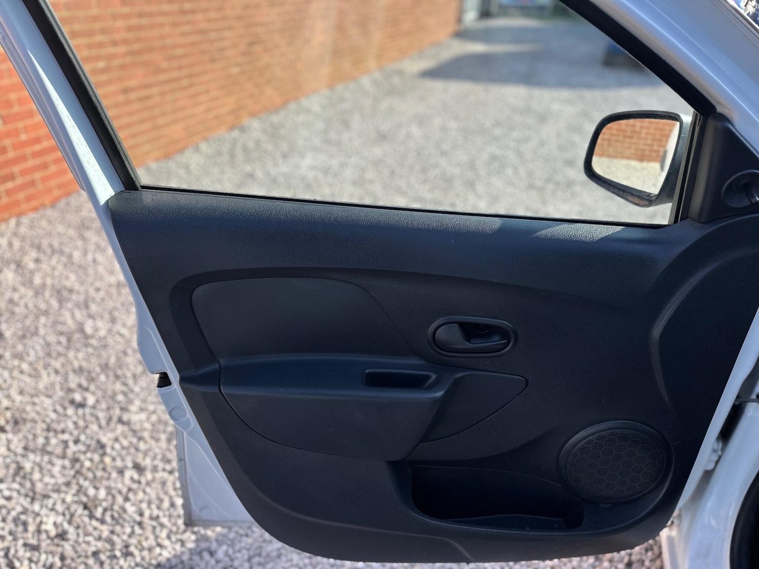 Used Dacia Sandero for sale - 77753682: Photo 18