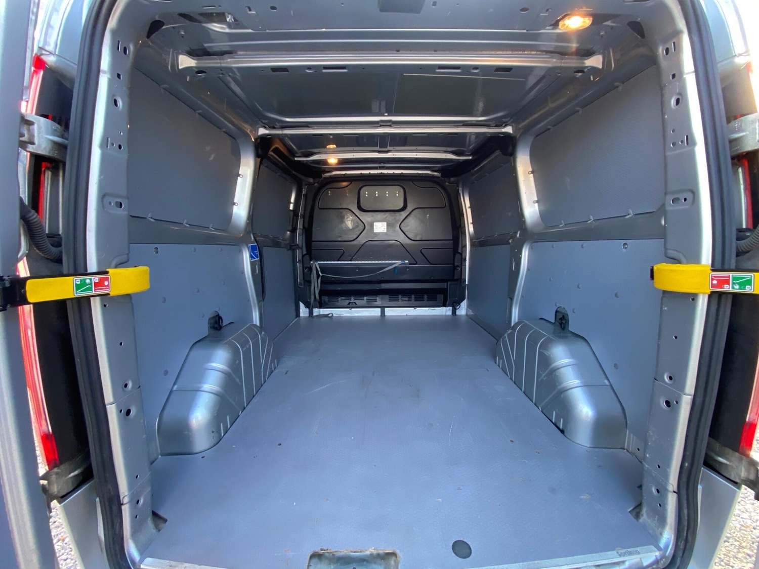 Used Ford Transit Custom 2020 for sale - 76991556: Photo 36