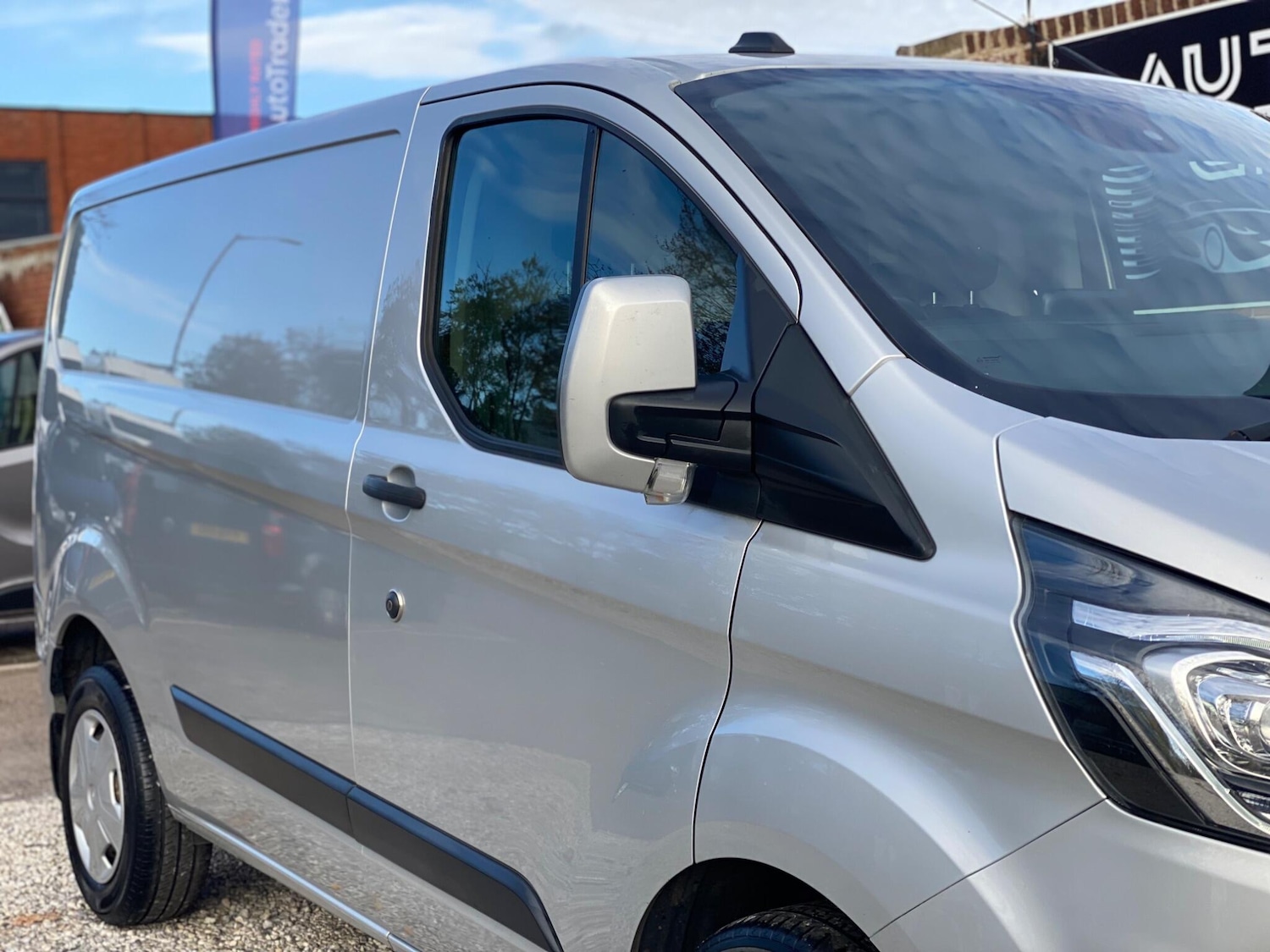 Used Ford Transit Custom 2020 for sale - 76991556: Photo 45