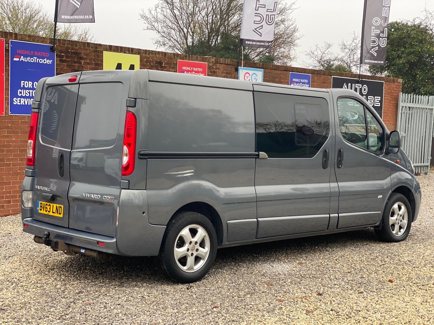 Used Vauxhall Vivaro 2013 for sale - 76572530: Photo 4