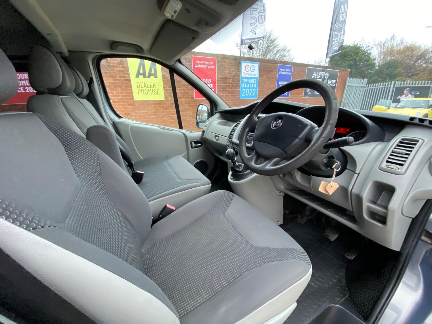 Used Vauxhall Vivaro 2013 for sale - 76572530: Photo 6