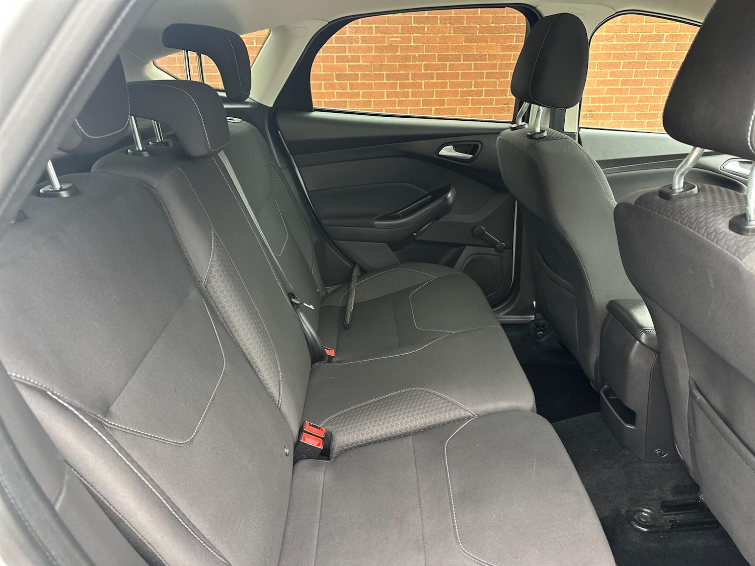 Used Ford Focus 2017 for sale - 77853018: Photo 24