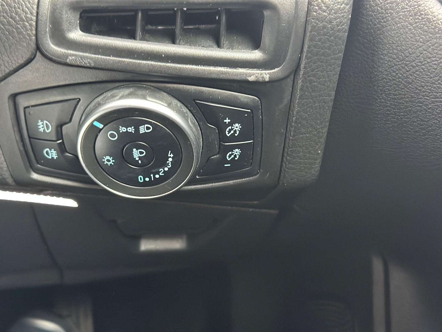 Used Ford Focus 2017 for sale - 77853018: Photo 46