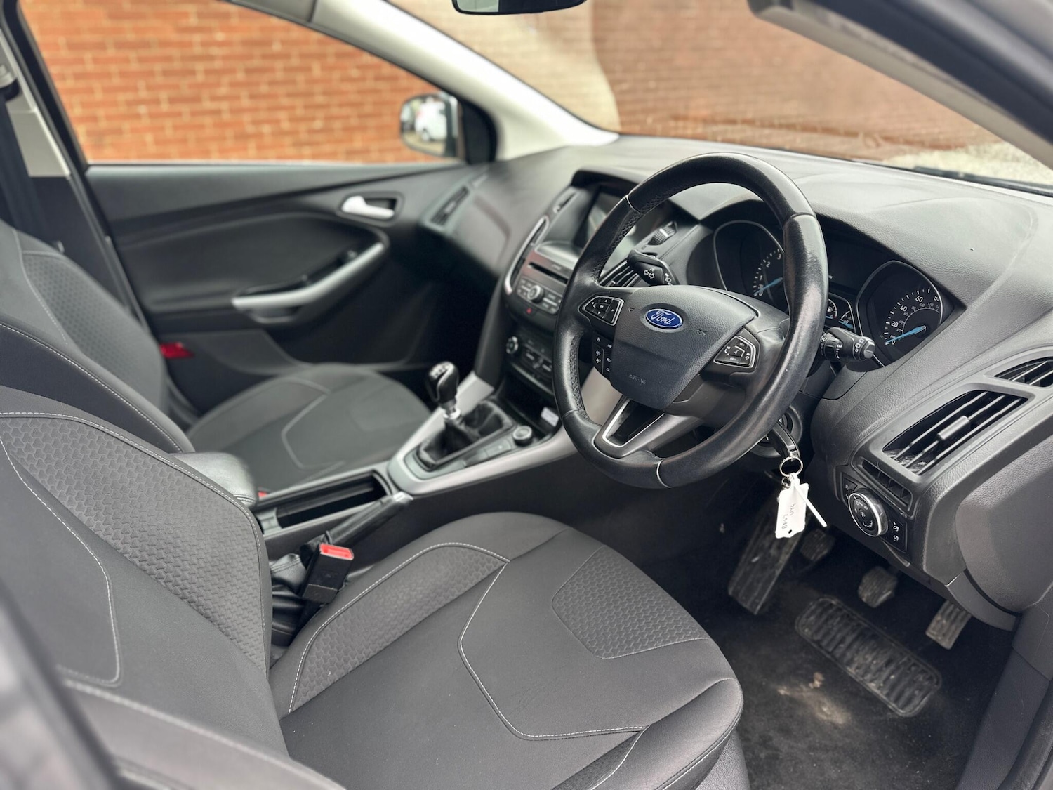 Used Ford Focus 2017 for sale - 77853018: Photo 6