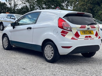 Used Ford Fiesta Van 2013 for sale - 79441558: Photo