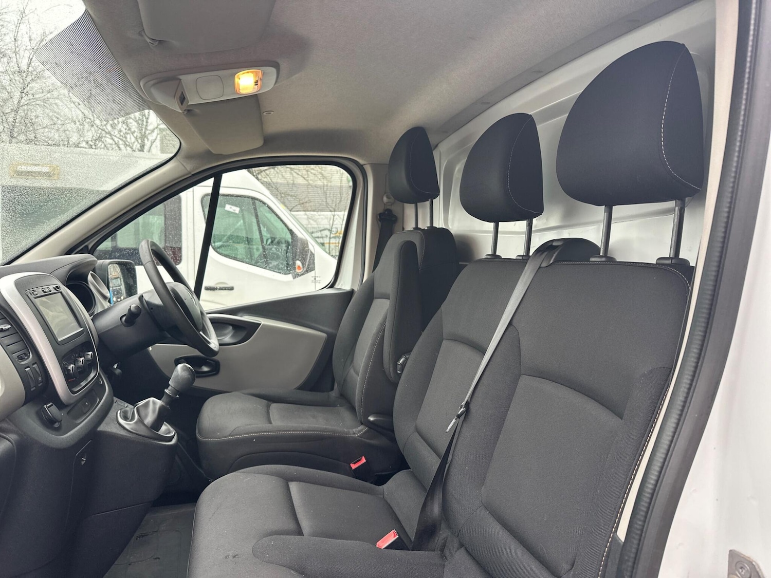 Used Renault Trafic 2015 for sale - 77484130: Photo 33