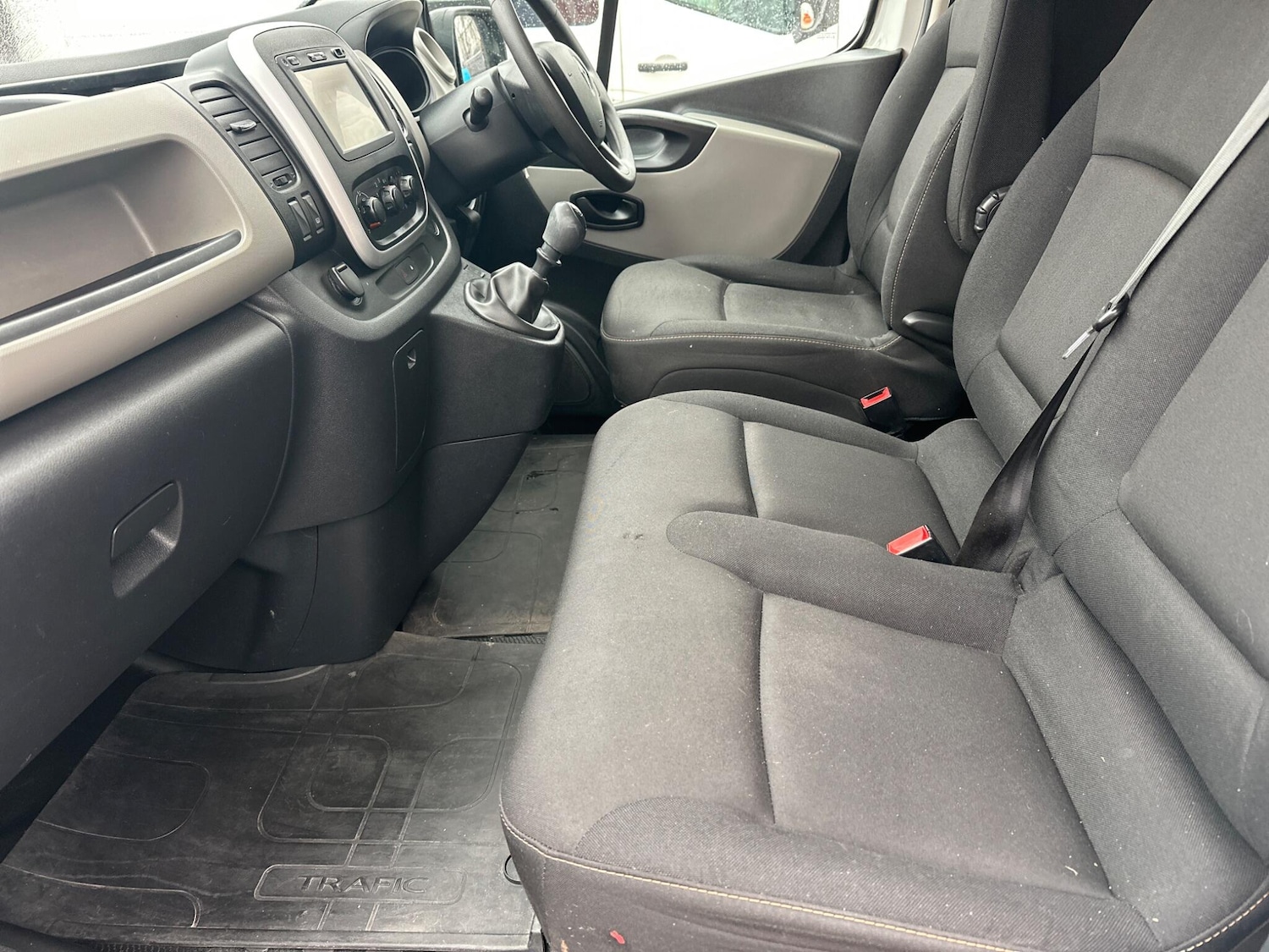 Used Renault Trafic 2015 for sale - 77484130: Photo 35