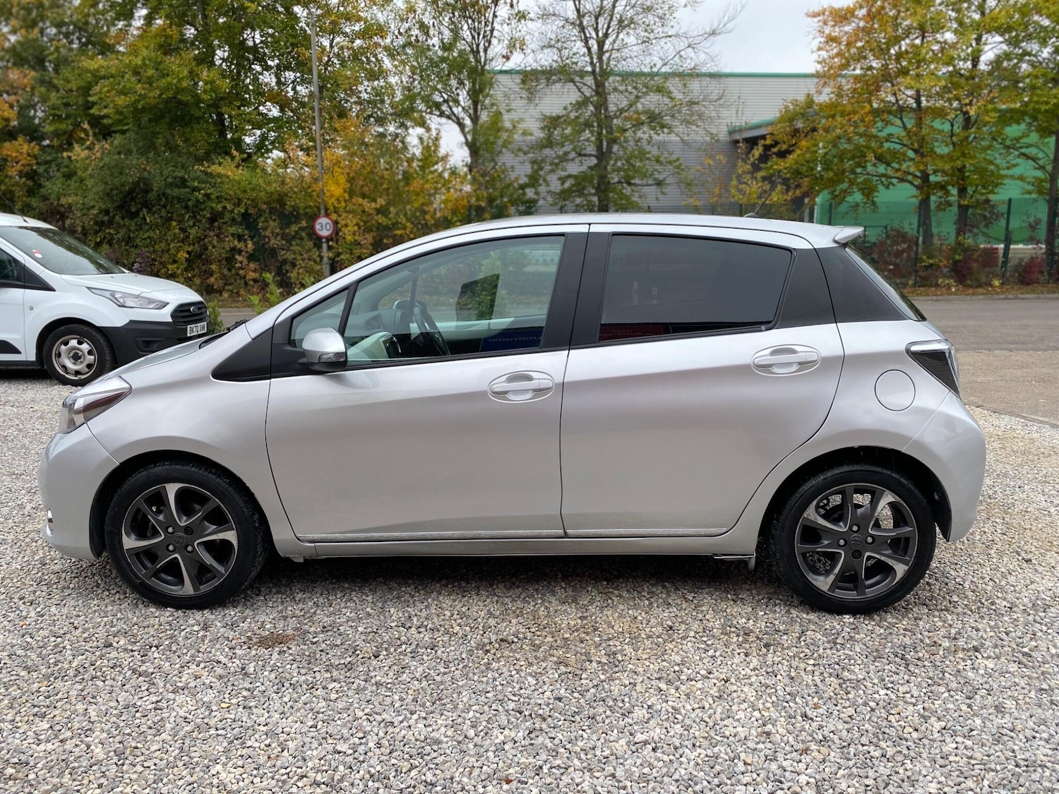 Used Toyota Yaris 2014 for sale - 76991666: Photo 28