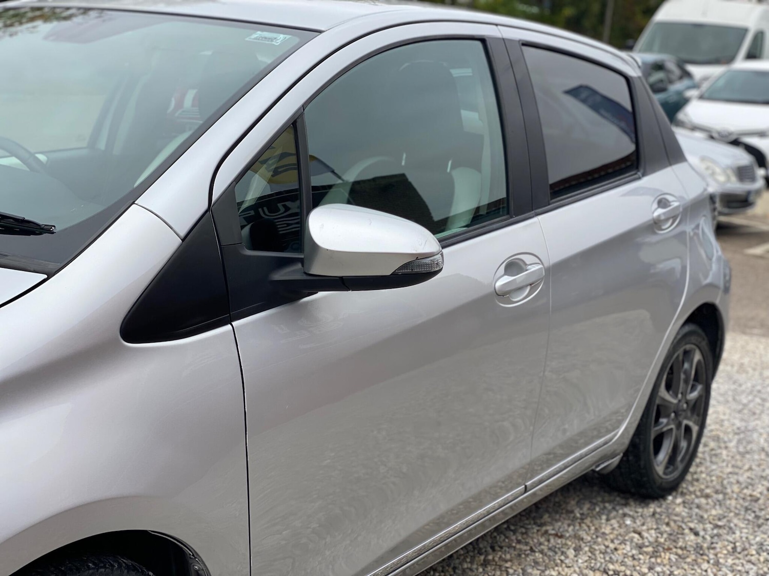 Used Toyota Yaris 2014 for sale - 76991666: Photo 40