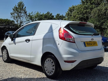 Used Ford Fiesta Van 2014 for sale - 79168591: Photo