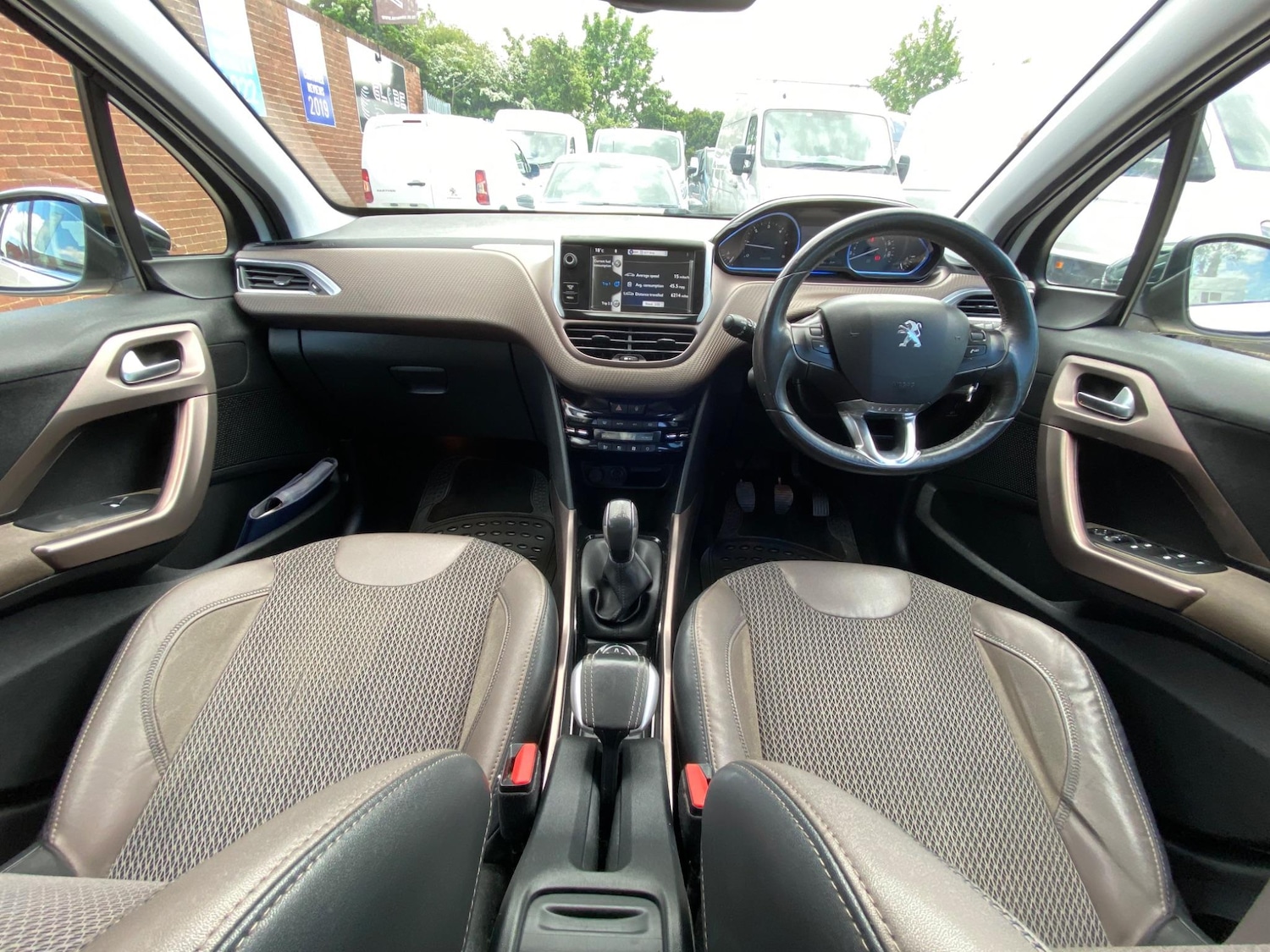 Used Peugeot 2008 2013 for sale - 76188778: Photo 9