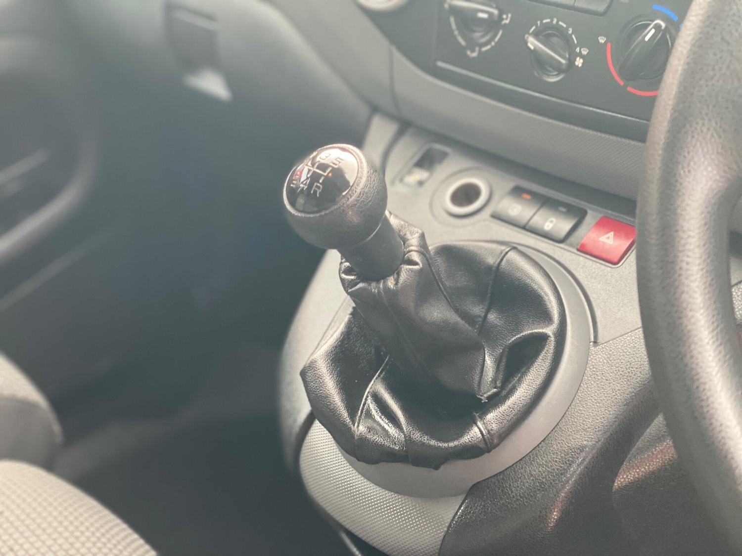 Used Citroen Berlingo 2015 for sale - 76585401: Photo 24