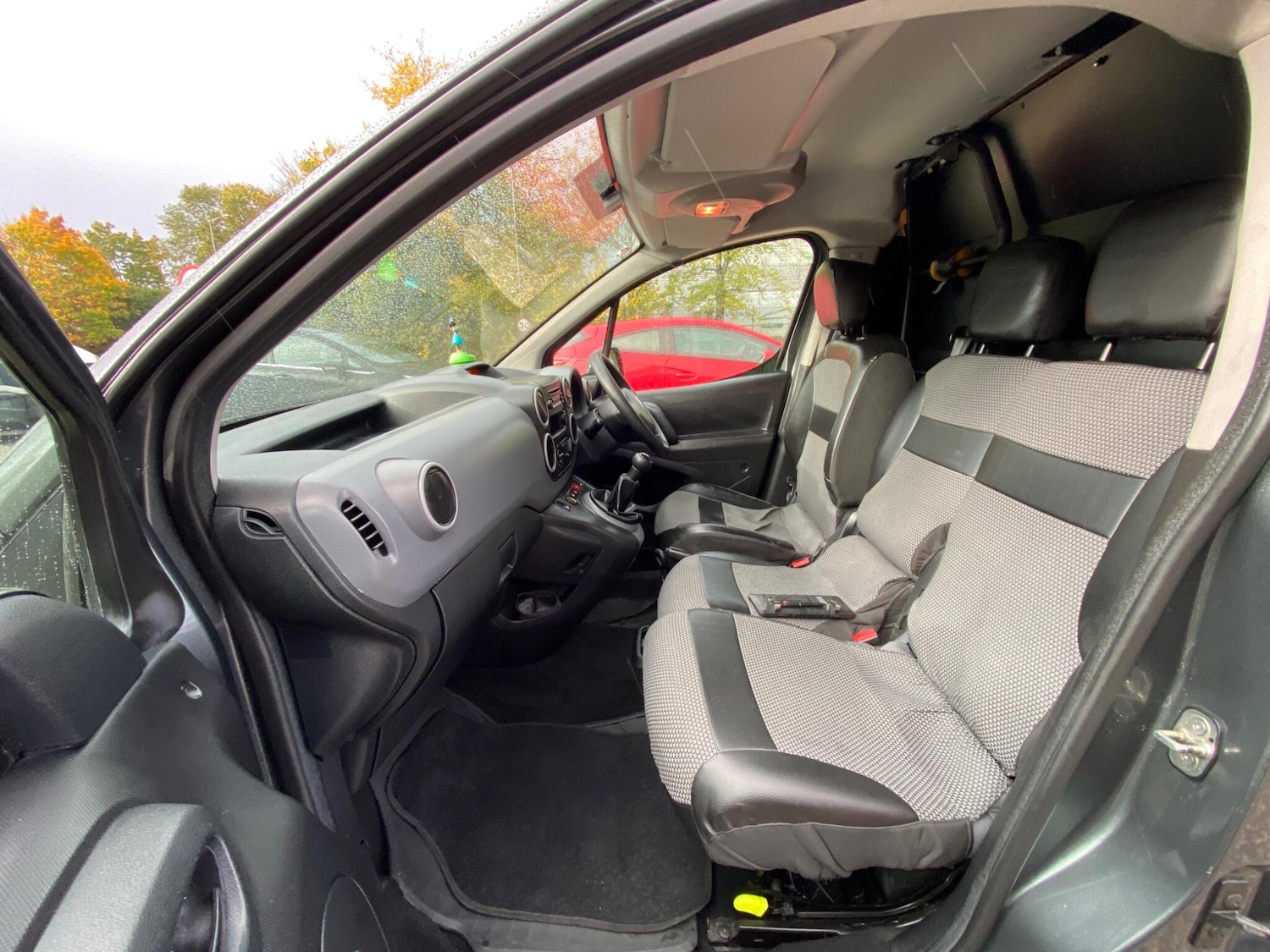 Used Citroen Berlingo 2015 for sale - 76585401: Photo 28