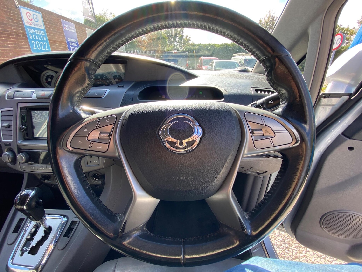 Used Ssangyong Turismo 2016 for sale - 78086017: Photo 36