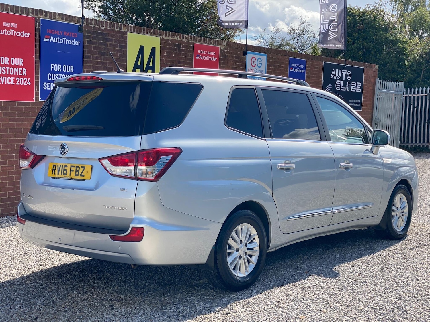 Used Ssangyong Turismo 2016 for sale - 78086017: Photo 4