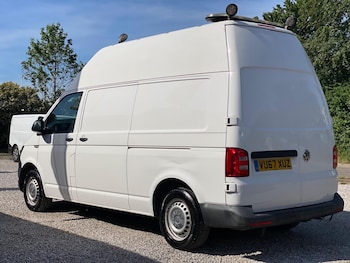 Used Volkswagen Transporter 2017 for sale - 78740764: Photo
