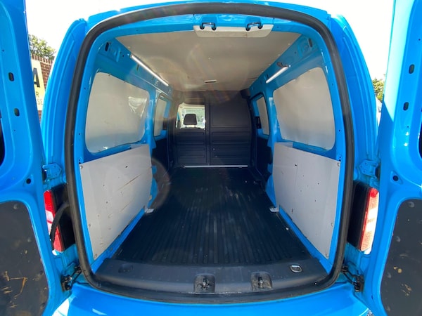 Used Volkswagen Caddy Maxi 2011 for sale - 75215254: Photo 17