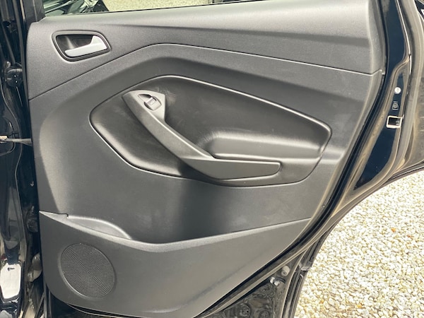 Used Ford Kuga 2016 for sale - 76259973: Photo 27