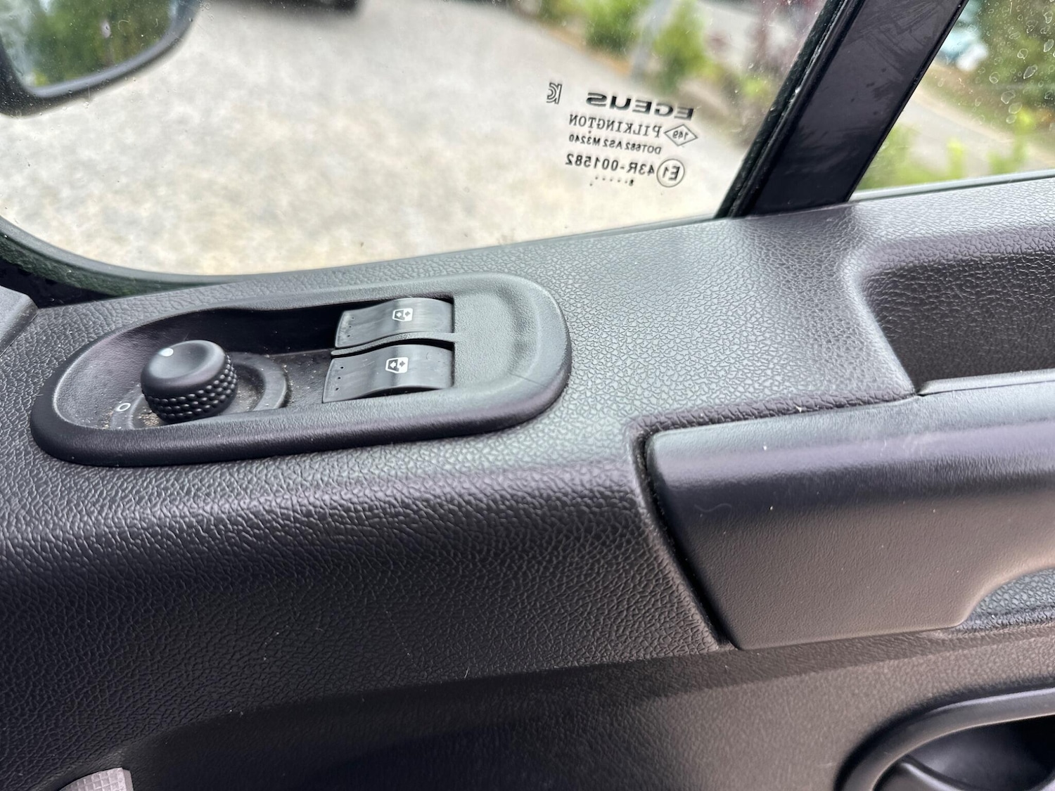 Vehicle 27