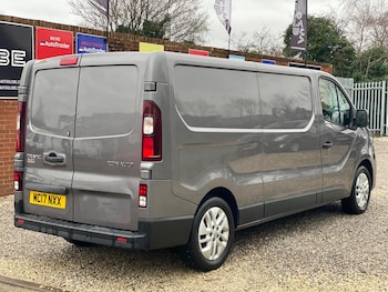 Used Renault Trafic 2017 for sale - 77143973: Photo