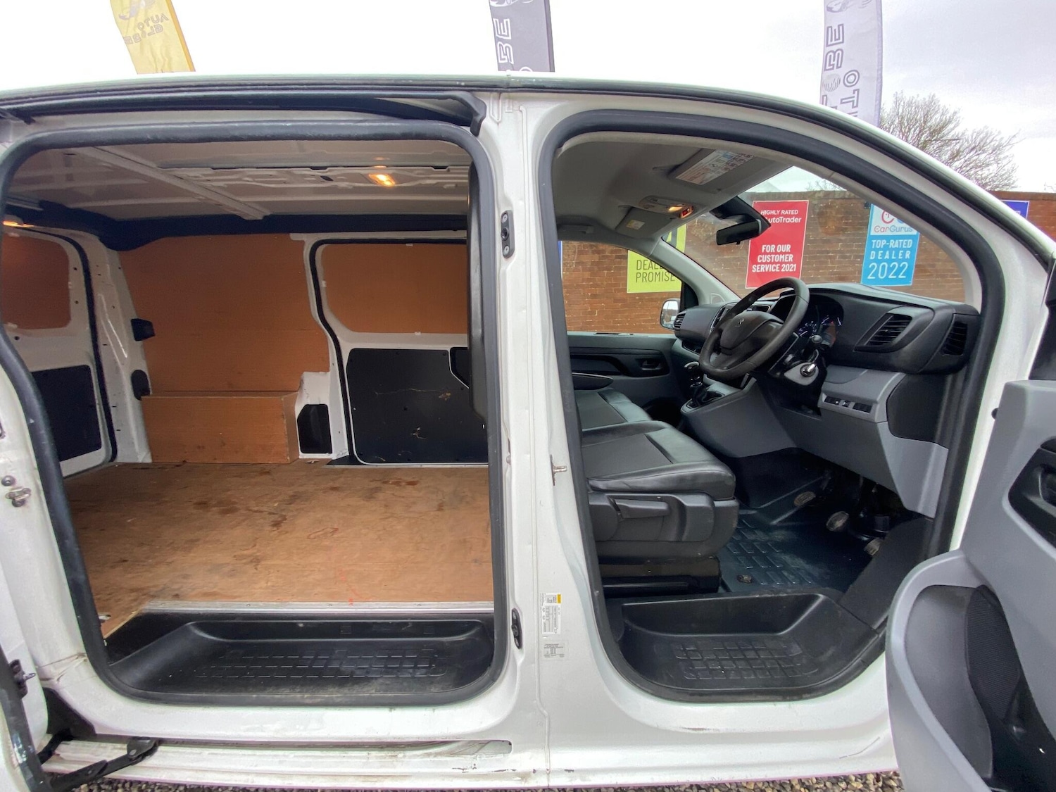 Used Peugeot Expert 2020 for sale - 76771688: Photo 14