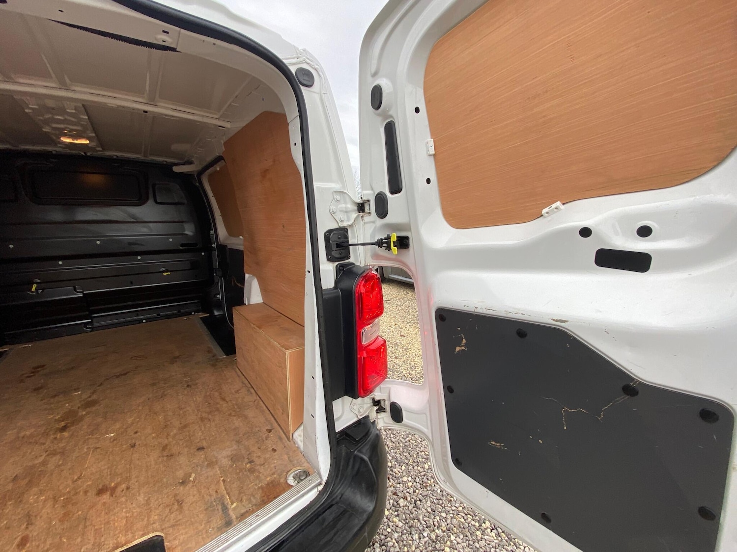 Used Peugeot Expert 2020 for sale - 76771688: Photo 15