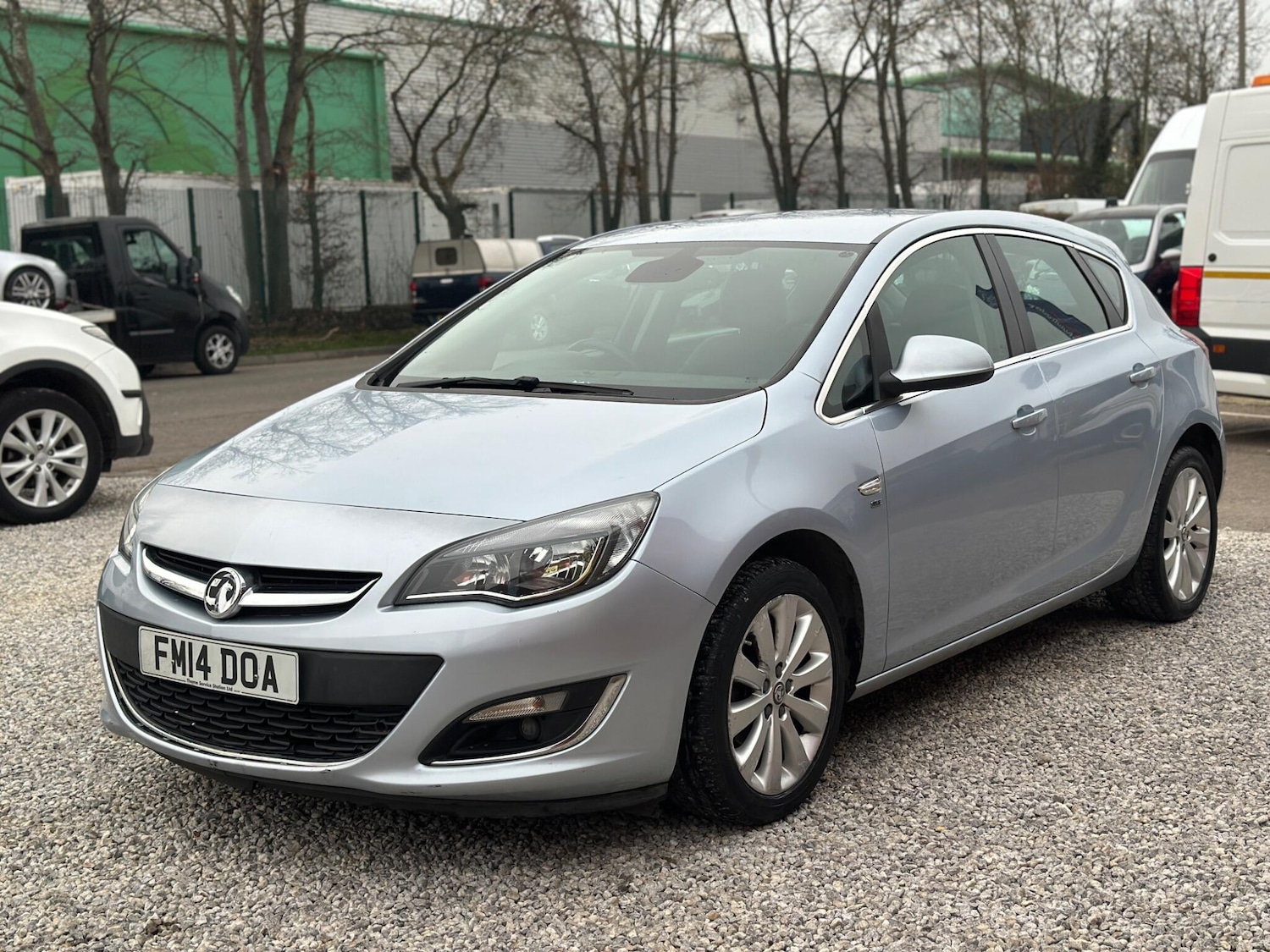 Used Vauxhall Astra 2014 for sale - 77993983: Photo 3