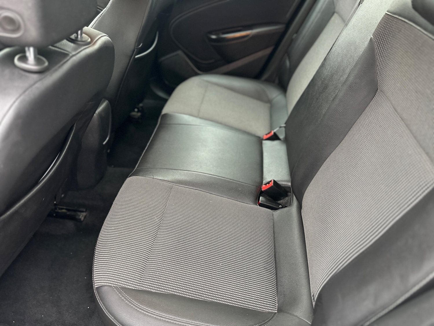 Used Vauxhall Astra 2014 for sale - 77993983: Photo 38