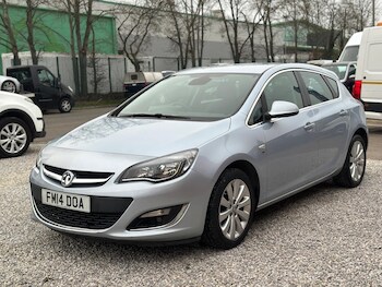 Used Vauxhall Astra 2014 for sale - 77993983: Photo