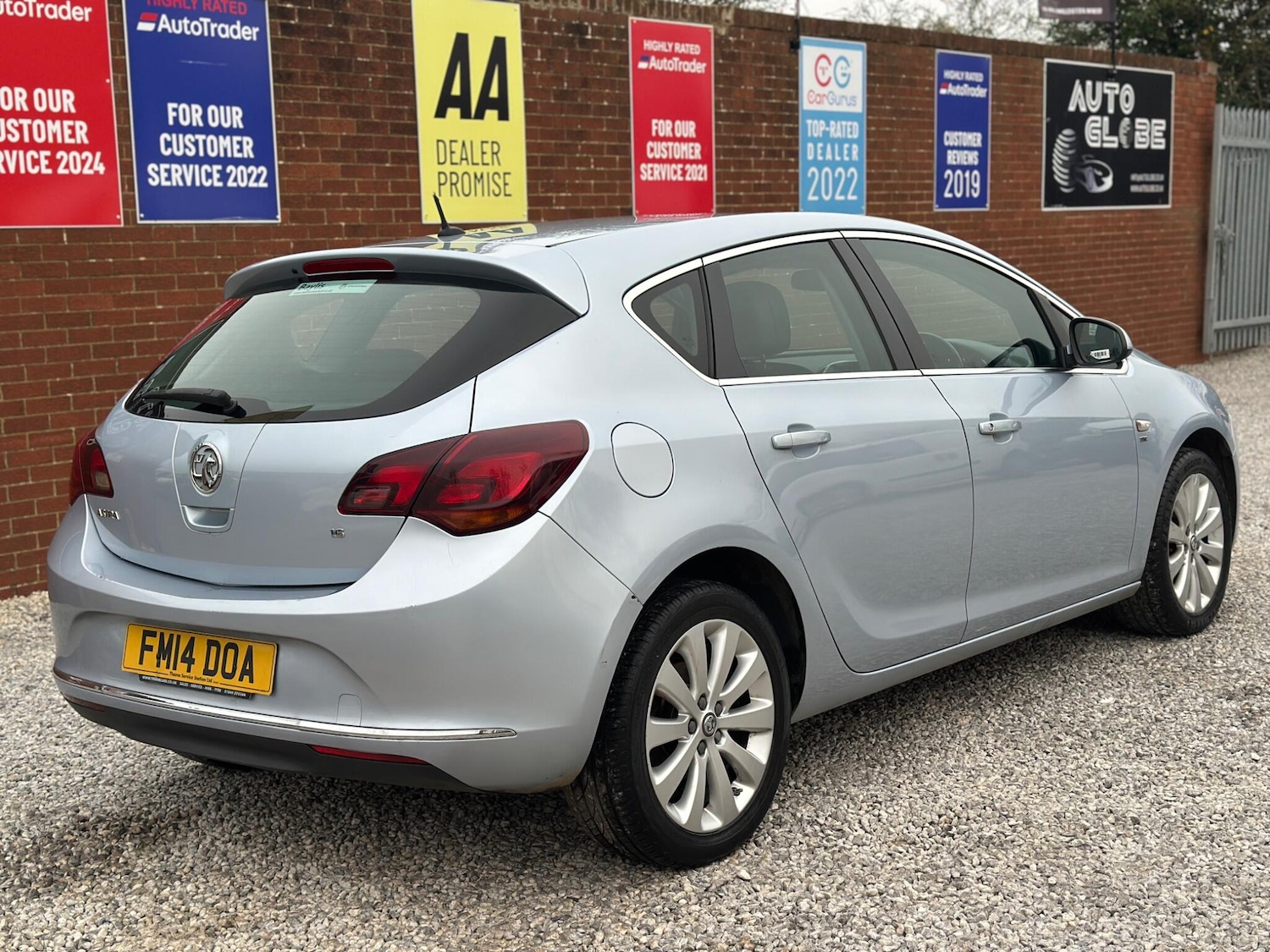 Used Vauxhall Astra 2014 for sale - 77993983: Photo 4
