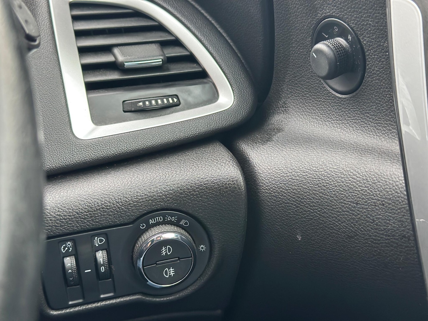 Used Vauxhall Astra 2014 for sale - 77993983: Photo 42